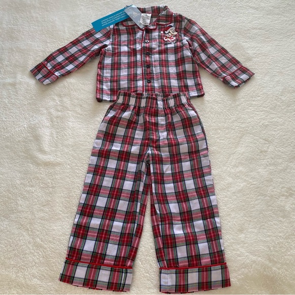 Disney Matching Sets Disneys Minnie Mouse Christmas Pajama Set For